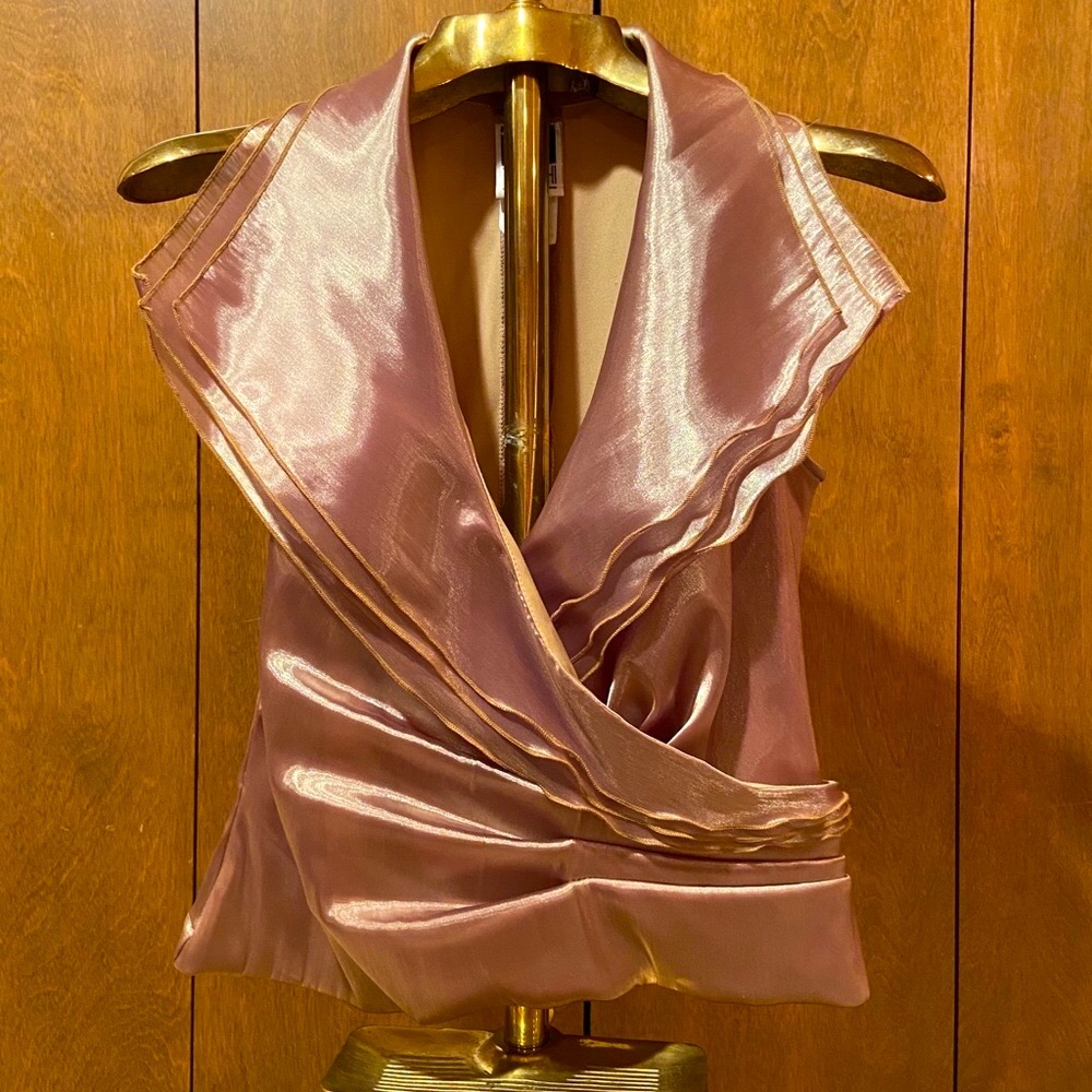 Tadashi Iridescent Sleeveless Evening Top
